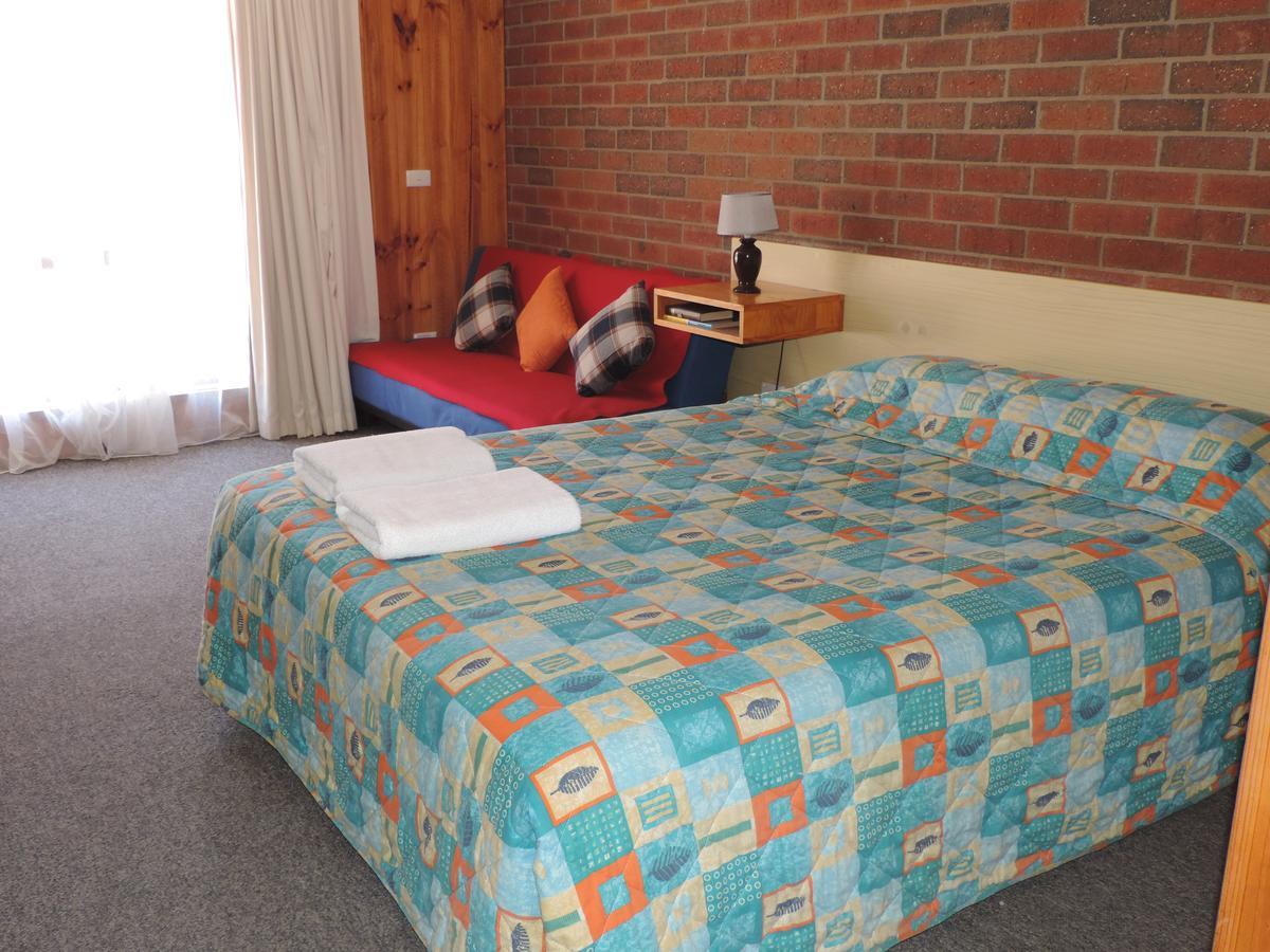 Tooleybuc Country Roads Motor Inn Eksteriør billede