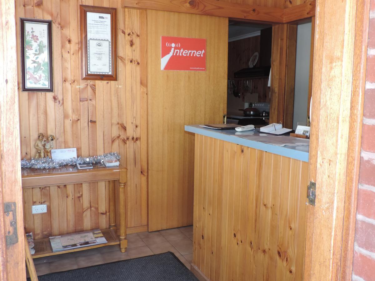 Tooleybuc Country Roads Motor Inn Eksteriør billede